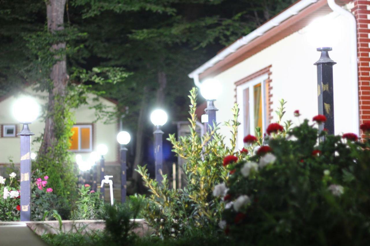 Hotel Selena à Qusar Extérieur photo