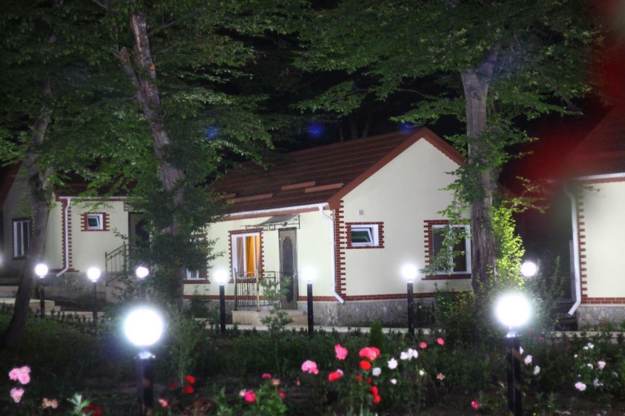 Hotel Selena à Qusar Extérieur photo